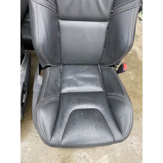Black leather sport interior VOLVO V60 D6 HYBRID 2014+ 