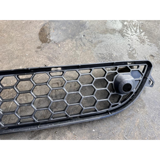 Front bumper grille Volvo S60 2011-2013 30795022