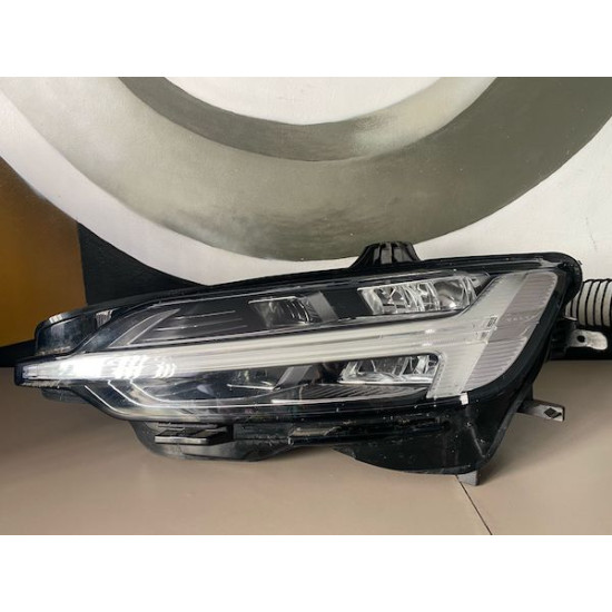 Far stanga fata FULL LED VOLVO S60 V60 2018+ 32314178