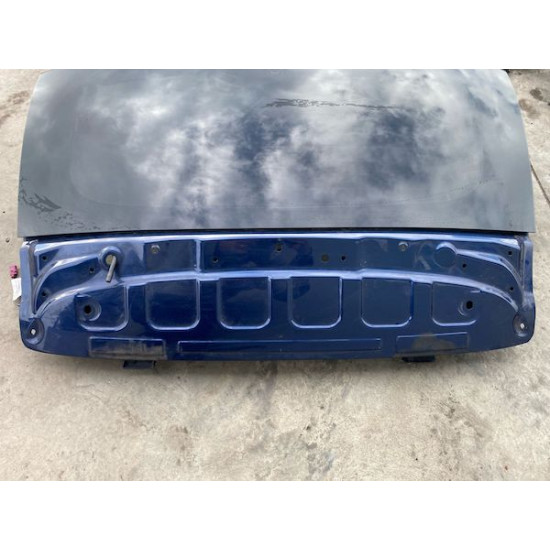 Tailgate VOLVO V40 2012+ 