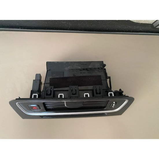 Grila aerisire bord cu buton de avarii VOLVO S60-V60 1302138