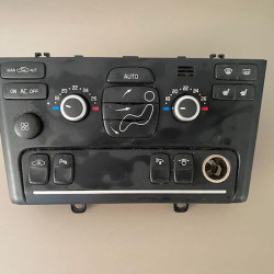 Climate control unit VOLVO XC90 30782329