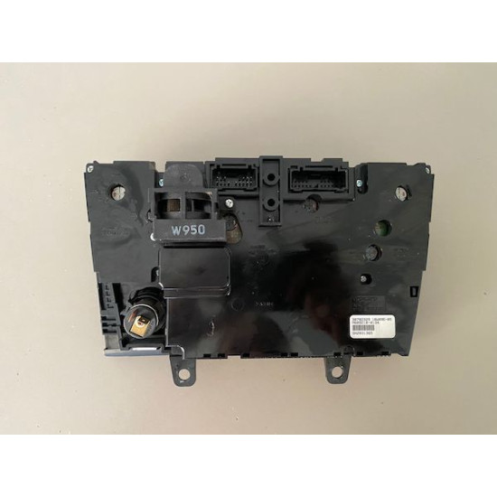 Climate control unit VOLVO XC90 30782329