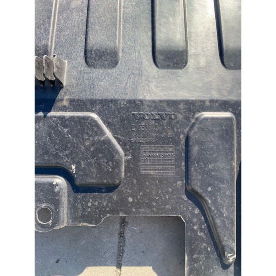 Scut punte spate dreapta Volvo XC90 XC60 2015+ 31353843
