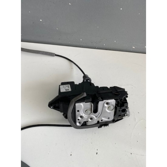 Broasca incuietoare usa fata stanga Volvo S60 S90 V90 V60 XC40 XC90 XC60 2018+ 31440997 31349894