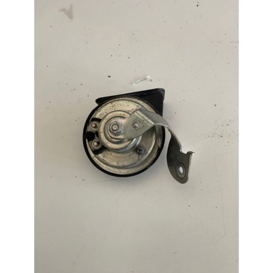 Claxon stanga VOLVO V40 2012+ 31283384 Claxon stanga VOLVO V40 2012+ 31283384