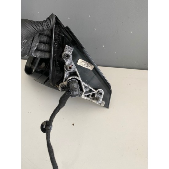 Oglinda stanga rabatabila cu semnalizare led si bec 10 Fire VOLVO V40 2012-2019 31278124