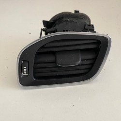 Grila aerisire bord dreapta fata Volvo V60 S60 V40 30791696