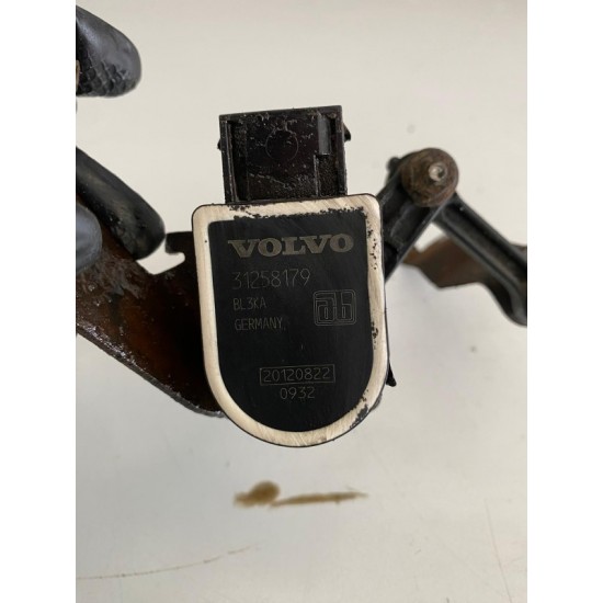 Cantar xenon fata VOLVO V40 31258179 30659082