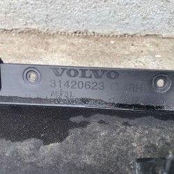 Prag dreapta Volvo XC60 2018+ 31420623