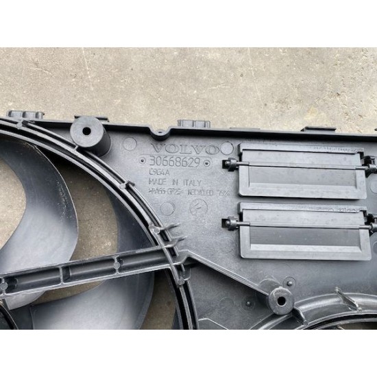 Ventilator Electroventilator Volvo XC60 XC70 V70 S80 30668629 31293777 31686808 Ventilator Electroventilator Volvo XC60 XC70 V70 S80 30668629 31293777 31686808