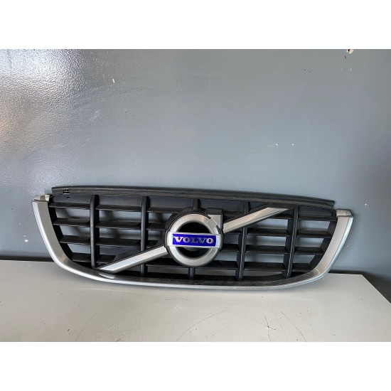 Grila Bara Fata Volvo XC60 2008-2013 30764558 30764556 Grila Bara Fata Volvo XC60 2008-2013 30764558 30764556