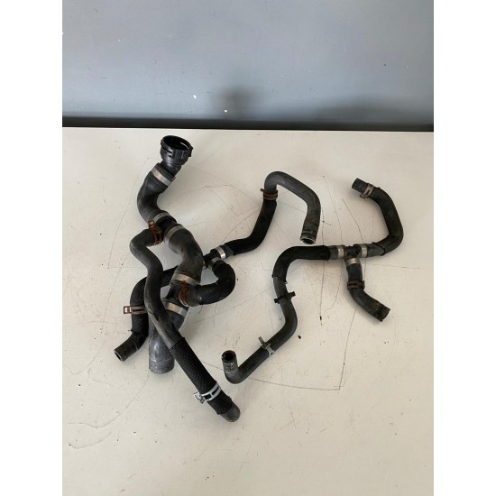 Furtune radiator Volvo V40 31368261 31474984 31368050 Furtune radiator Volvo V40 31368261 31474984 31368050
