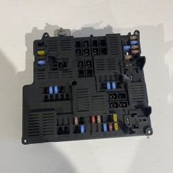 Fuse box VOLVO XC90 S90 V90 2016+ 31473770 31473772