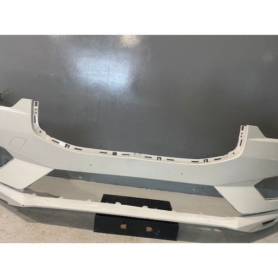 Front bumper without washer holes VOLVO XC60 2018-2021 31425160 