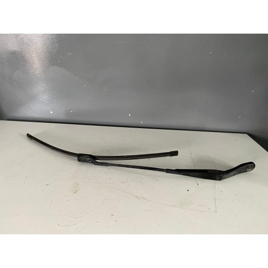 Windshield Wiper Arm Left Volvo XC60 2017 30753525 
