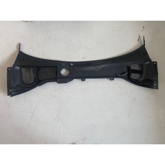 Draining channel windscreen drainage VOLVO XC60 2009-2017 31271658 31402670 