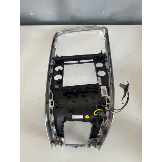 Ornament consola central VOLVO XC60 2009-2017 30791765 30791824 30791765 30791821 6815565