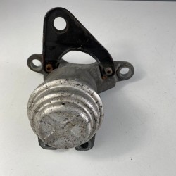 Suport motor dreapta VOLVO S60 V60 S80 V70 31304038
