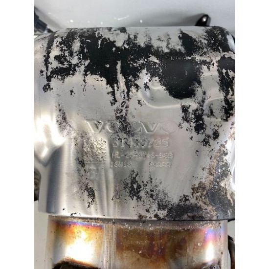 Catalytic converter 2.0 VEA Volvo S60 V70 V40 V40CC V60CC 31439705 36012643 Catalytic converter 2.0 VEA Volvo S60 V70 V40 V40CC V60CC 31439705 36012643