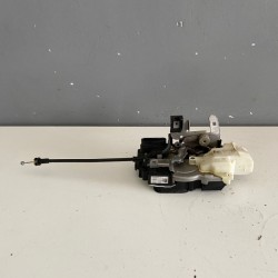 Broasca incuietoare usa dreapta spate VOLVO V40 V40CC 31301432 31440398