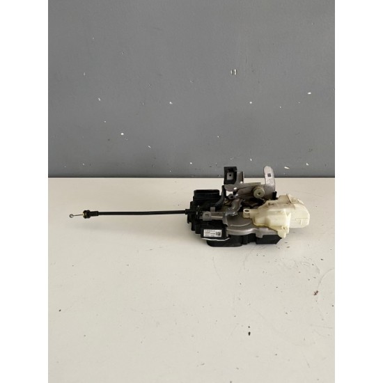 Broasca incuietoare usa dreapta spate VOLVO V40 V40CC 31301432 31440398