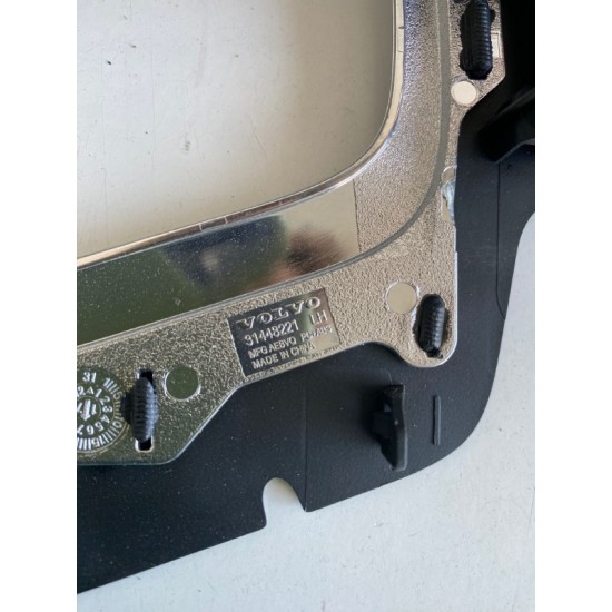 Automatic Transmission Shift Cover Plate Volvo S60 V60 V600CC XC60 31469366 31417548 31448221 Automatic Transmission Shift Cover Plate Volvo S60 V60 V600CC XC60 31469366 31417548 31448221