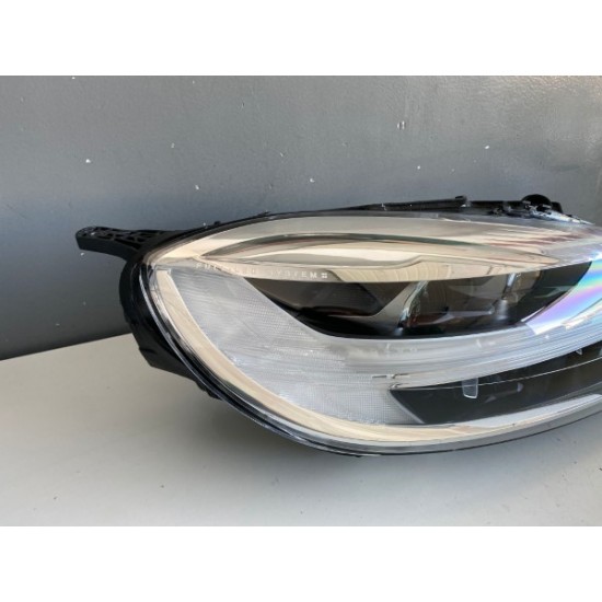 Far dreapta LED LHD VOLVO V40 2019 32228480
