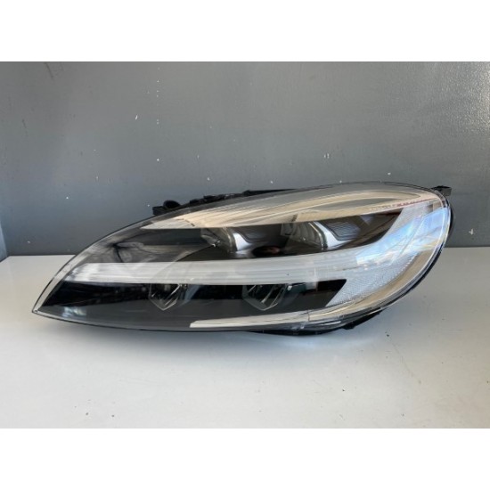 Far stanga MID LED LHD Volvo V40 2012 + 31677018 Far stanga MID LED LHD Volvo V40 2012 + 31677018
