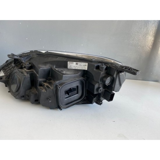 Far dreapta LED LHD VOLVO V40 2019 32228480