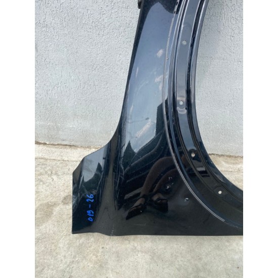 Aripa dreapta fata VOLVO XC70 2012 31294003 