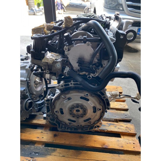 Motor 197CP 100000 KM VOLVO V60 CROSS COUNTRY MILD HYBRID 2021 D4204T8 