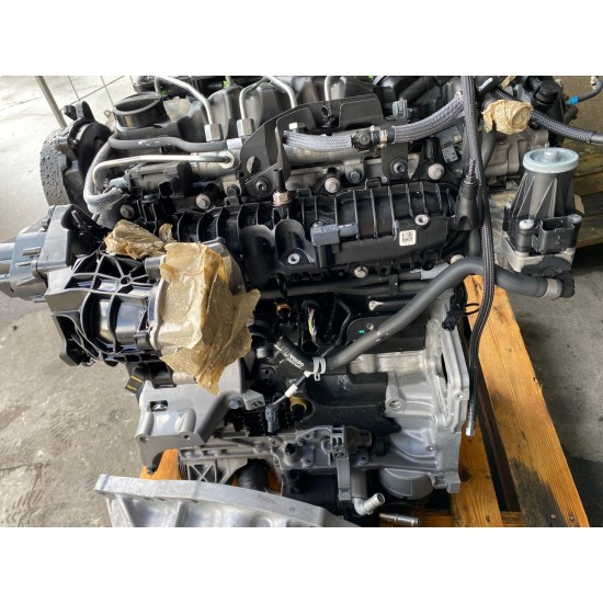 Motor 197CP 100000 KM VOLVO V60 CROSS COUNTRY MILD HYBRID 2021 D4204T8 