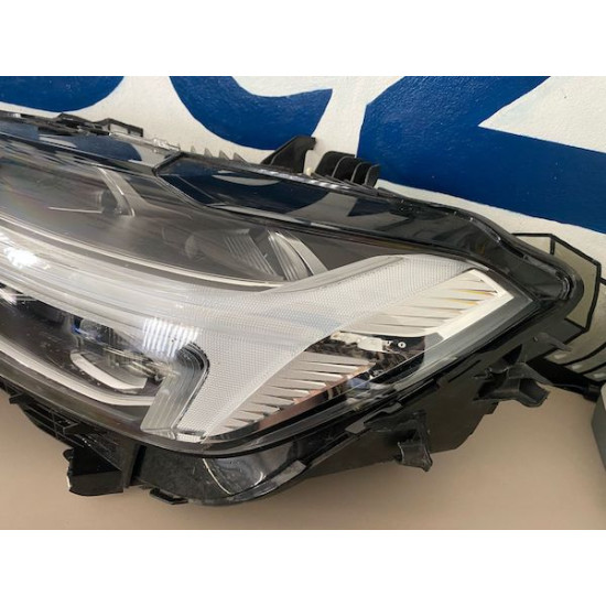 FRONT LEFT SIDE FULL LED HEADLIGHT VOLVO XC60 2018+ 31655230