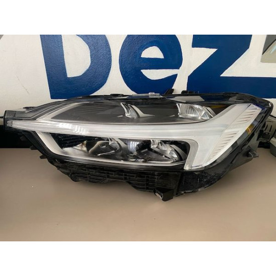 FRONT LEFT SIDE FULL LED HEADLIGHT VOLVO XC60 2018+ 31655230