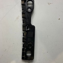 Left side skirt bracket Volvo S90 V90 31386127