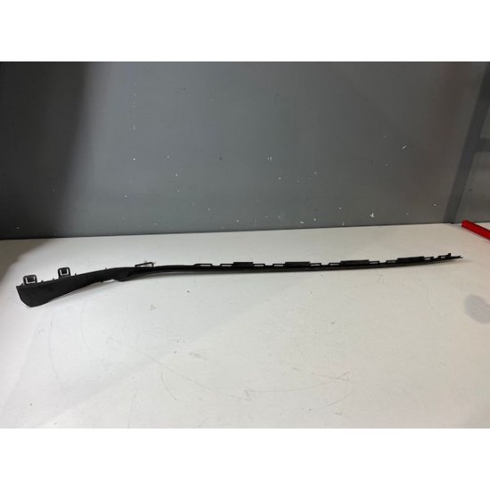 Ornament garnitura parbriz stanga VOLVO S90 V90 2016+ 31386574