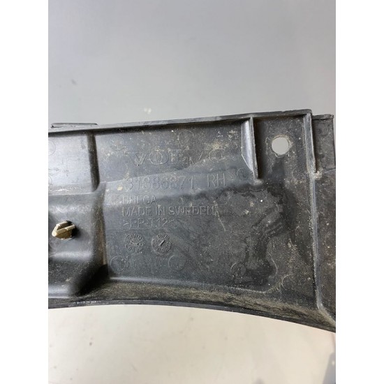 Ornament compartiment dreapta fata parbriz VOLVO S90 V90 31386871 Ornament compartiment dreapta fata parbriz VOLVO S90 V90 31386871