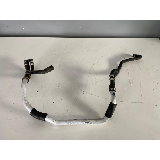 Crankcase ventilation Pipe VOLVO XC90 V70 30750495 30757132 8602724