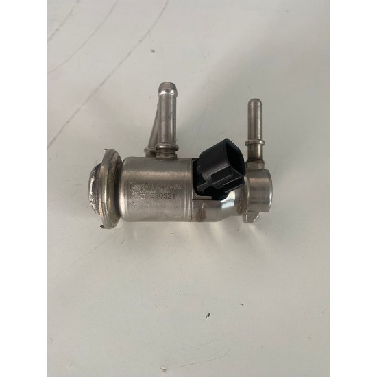 Injector ADBLUE VOLVO V60 V60CC V90 XC90 XC60 MILD HYBRID 2021+ 31452332 A2C14354800