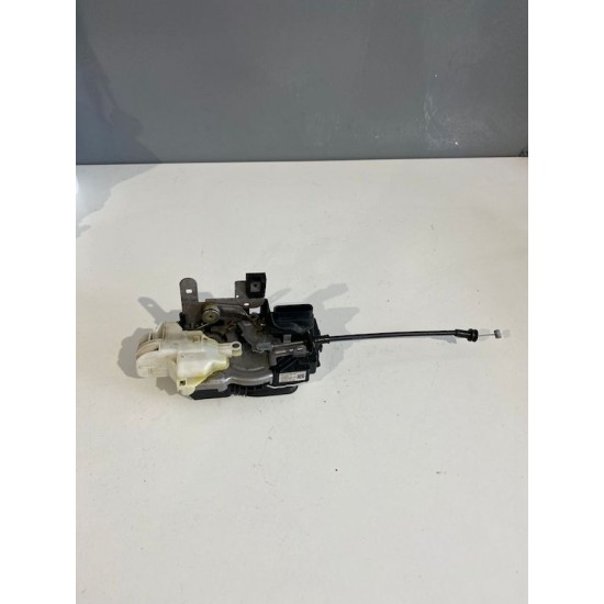 Locks left rear VOLVO V40 2012+ 31391826