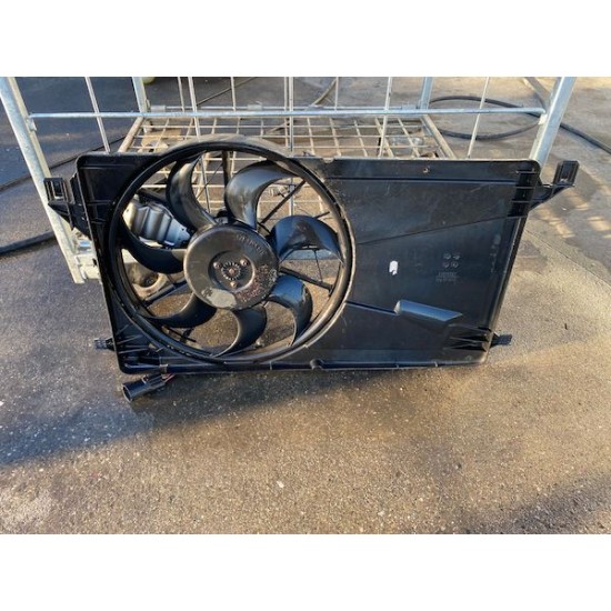 Electroventilator VOLVO S40 V50 C30 C70 3135 103 743