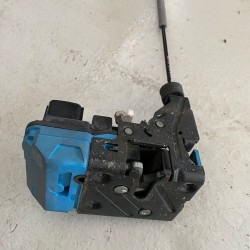 Broasca incuietoare usa stanga fata VOLVO S60R 2005-2009 30784977 30784976
