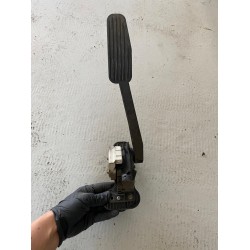 Pedala de acceleratie Volvo V70 S60R S80 XC70 30683516