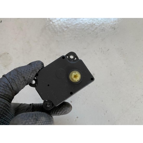 Motoras clapeta aeroterma clima Volvo XC90 XC70 S80 V70 S60R 30676511 8623355