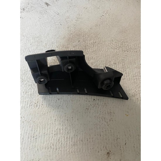 Suport bara spate dreapta VOLVO S60R 2006-2009 8693389 Suport bara spate dreapta VOLVO S60R 2006-2009 8693389
