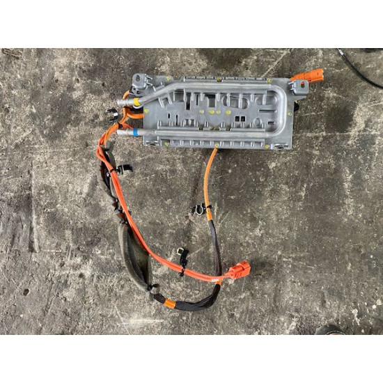 Modul incarcare baterie Volvo V60 D6 Hybrid 2014-2018 32202166 Modul incarcare baterie Volvo V60 D6 Hybrid 2014-2018 32202166