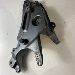 Front left fender bracket Volvo S90 V90 31378984