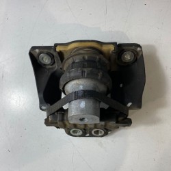 Right engine mount pad Volvo XC60 S90 V90 V60 V90 CC XC90 31686885 31480353