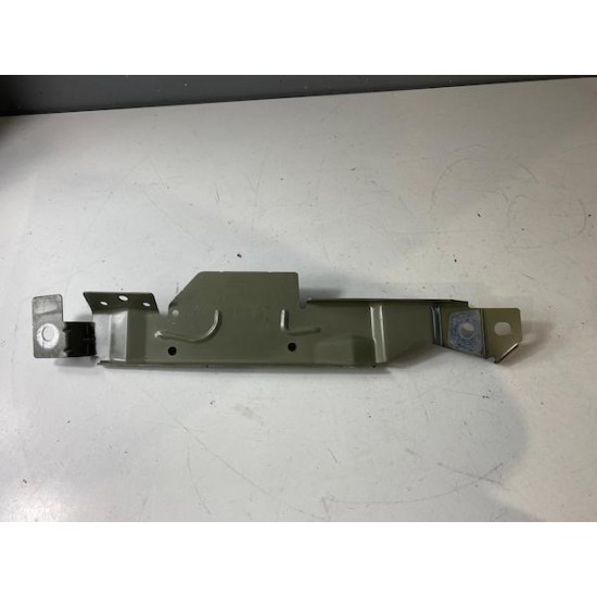 Front right bracket wing fender VOLVO S90 V90 2017+ 31416627